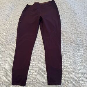 Mountain Hardwear Burgundy Leggings
